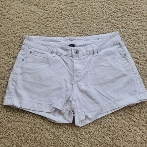 a.n.a A New Approach 29/8 White Denim Raw Hem Summer Shorts